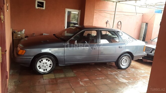 Ford  1988, 500,000 km - 2.0 l - Bakı