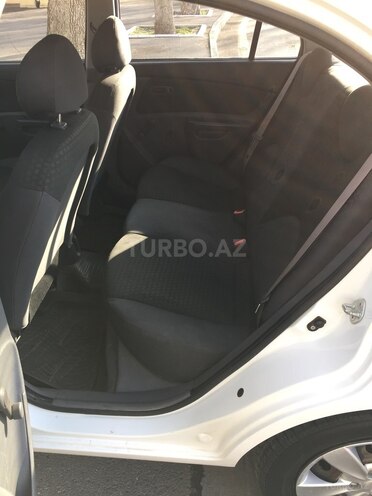 Kia Rio 2008, 127,300 km - 1.4 l - Mingəçevir