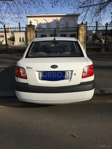 Kia Rio 2008, 127,300 km - 1.4 l - Mingəçevir