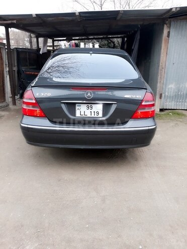 Mercedes E 320 2004, 296,000 km - 3.2 l - Bakı