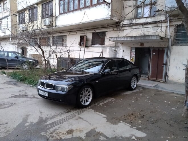 BMW 745 2002, 333,000 km - 4.4 л - Bakı