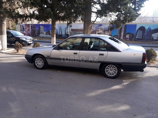 Opel Omega 1987, 297,000 km - 2.0 л - Bakı