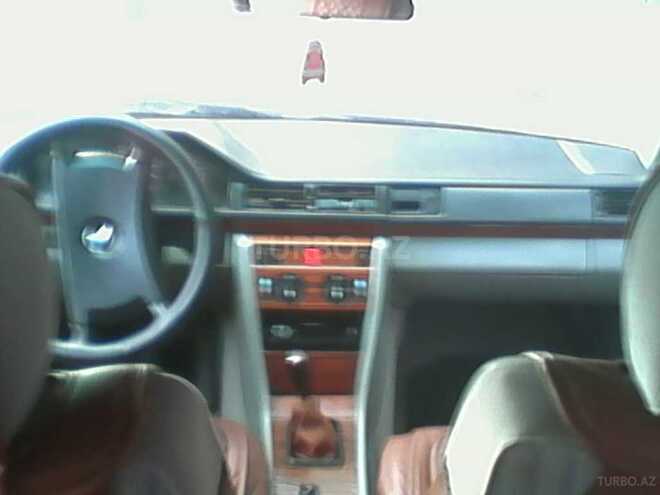 Mercedes C 200 1992, 251,445 km - 2.0 л - Bakı
