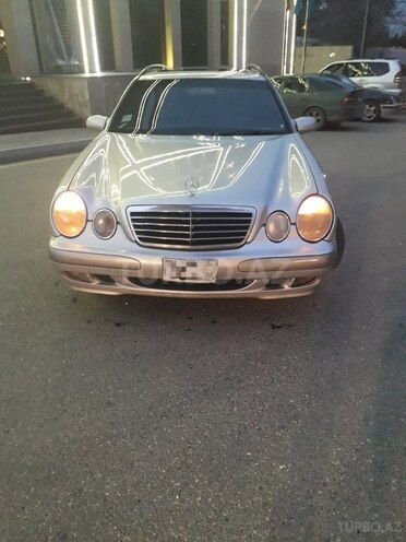 Mercedes E 220 1999, 337,500 km - 2.2 l - Bakı