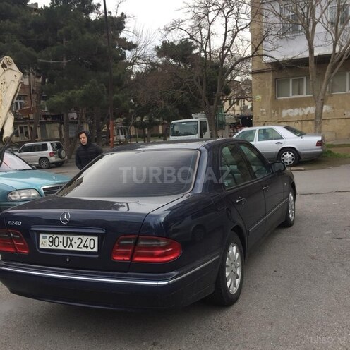 Mercedes E 240 1998, 220,000 km - 2.4 л - Bakı