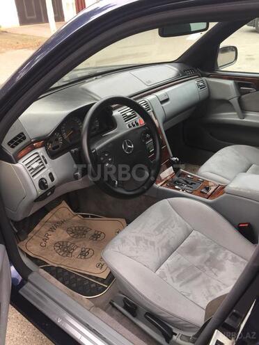 Mercedes E 240 1998, 220,000 km - 2.4 л - Bakı
