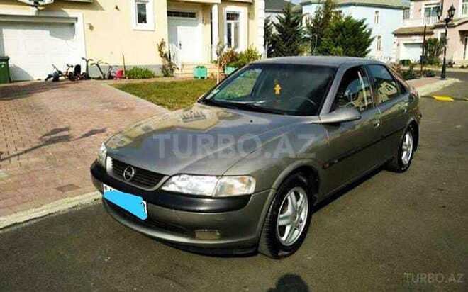 Opel Vectra 1996, 299,000 km - 2.0 л - Bakı
