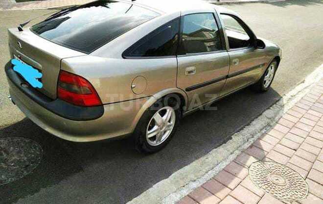 Opel Vectra 1996, 299,000 km - 2.0 л - Bakı