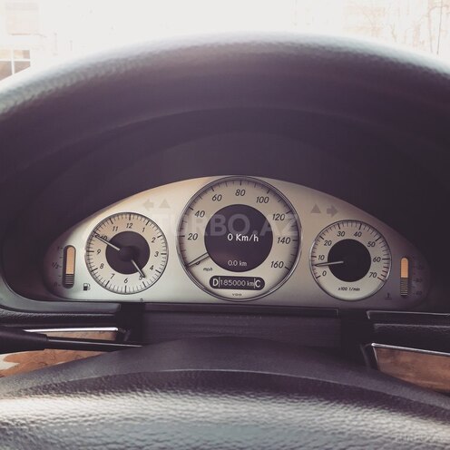 Mercedes E 350 2006, 185,000 km - 3.5 l - Bakı