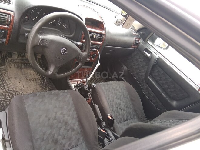 Opel Astra 2000, 304,000 km - 1.6 л - Mingəçevir