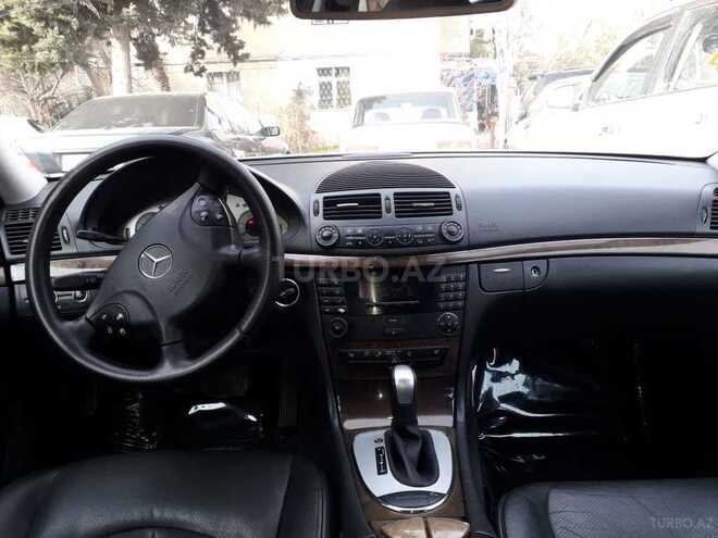 Mercedes E 270 2002, 253,000 km - 2.7 л - Bakı