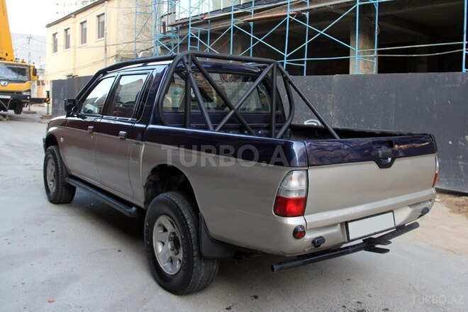 Mitsubishi L200 2003, 417,000 km - 2.5 l - Bakı