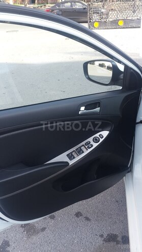 Hyundai Accent 2015, 34,000 km - 1.4 l - Bakı