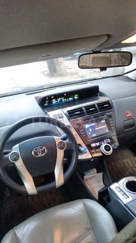 Toyota Prius V 2013, 180,100 km - 1.8 l - Bakı