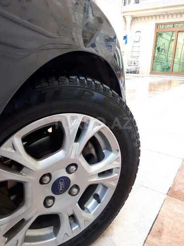 Ford Fiesta 2014, 82,976 km - 1.6 l - Bakı