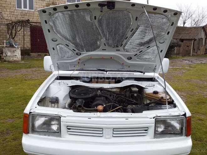 Moskvich 2141 1990, 350,000 km - 1.7 л - Masallı