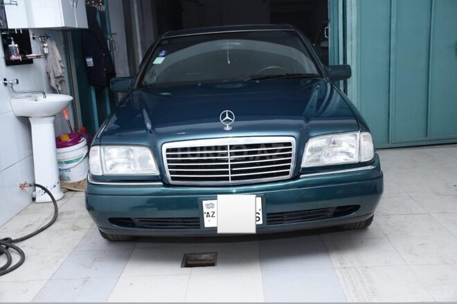 Mercedes C 220 1996, 119,000 km - 2.2 l - Bakı