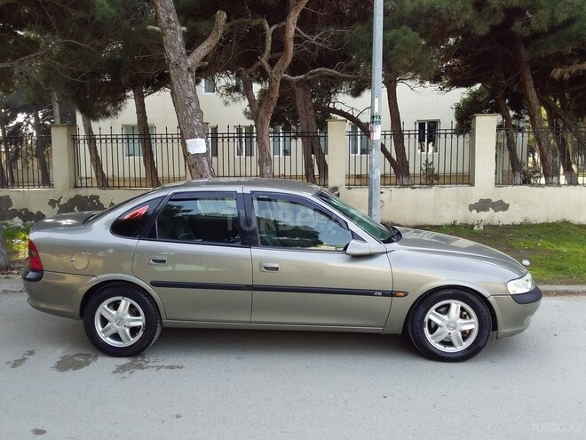 Opel Vectra 1996, 324,000 km - 2.0 l - Bakı