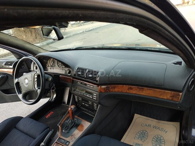 BMW 523 1999, 257,000 km - 2.5 l - Qəbələ