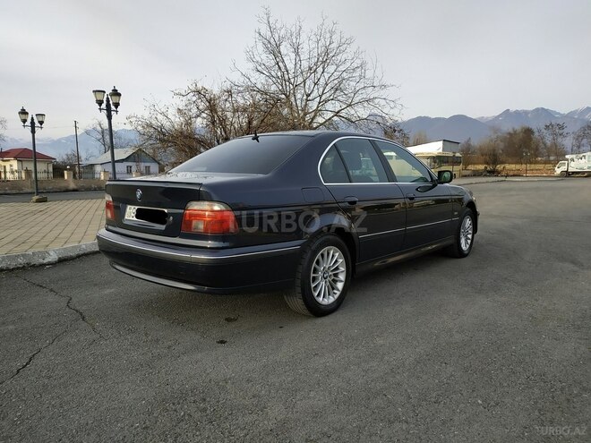 BMW 523 1999, 257,000 km - 2.5 l - Qəbələ