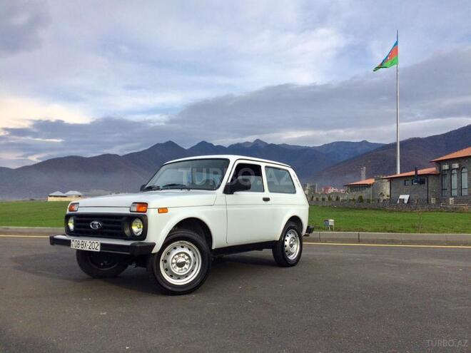 LADA (VAZ) Niva 2015, 44,000 km - 1.8 l - Qax