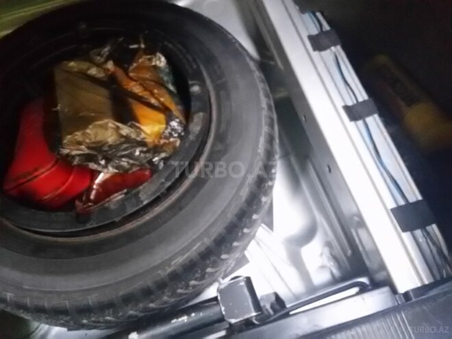Mercedes E 230 1995, 218,500 km - 2.3 л - Bakı