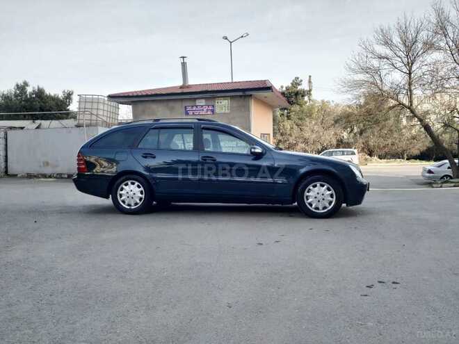 Mercedes C 220 2002, 354,000 km - 2.2 l - Bakı