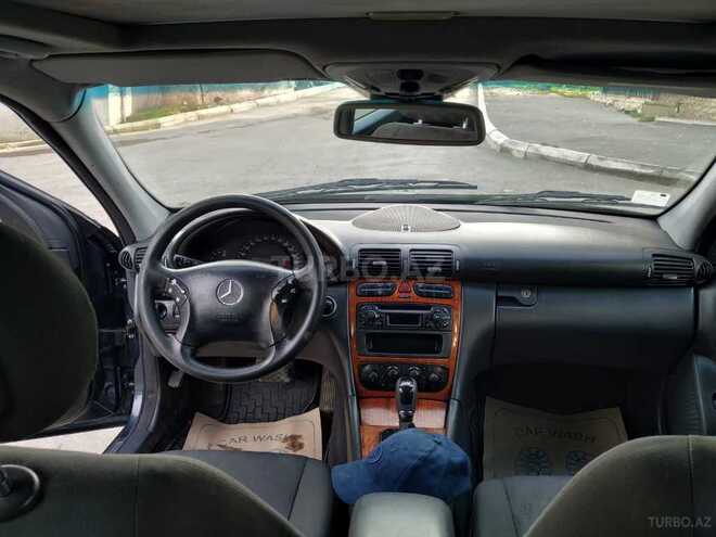 Mercedes C 220 2002, 354,000 km - 2.2 l - Bakı