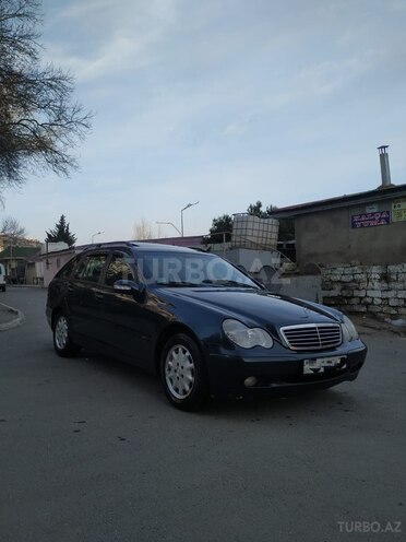 Mercedes C 220 2002, 354,000 km - 2.2 l - Bakı