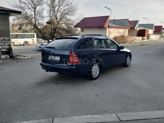 Mercedes C 220 2002, 354,000 km - 2.2 l - Bakı