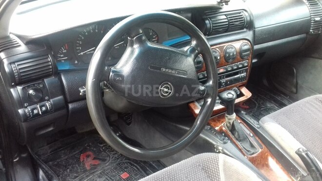 Opel Omega 1996, 27,000 km - 0.3 l - Bakı