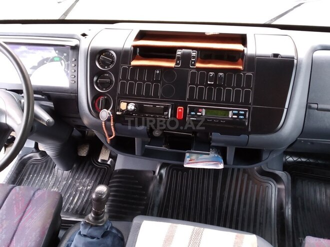 Mercedes Atego 815 2002, 520,463 km - 4.2 л - Bakı