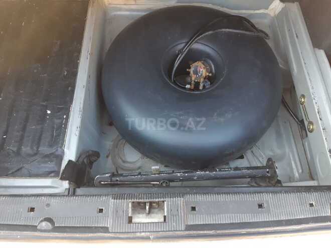 Mercedes E 280 2000, 181,000 km - 2.8 l - Gəncə