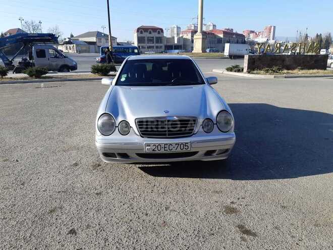 Mercedes E 280 2000, 181,000 km - 2.8 l - Gəncə