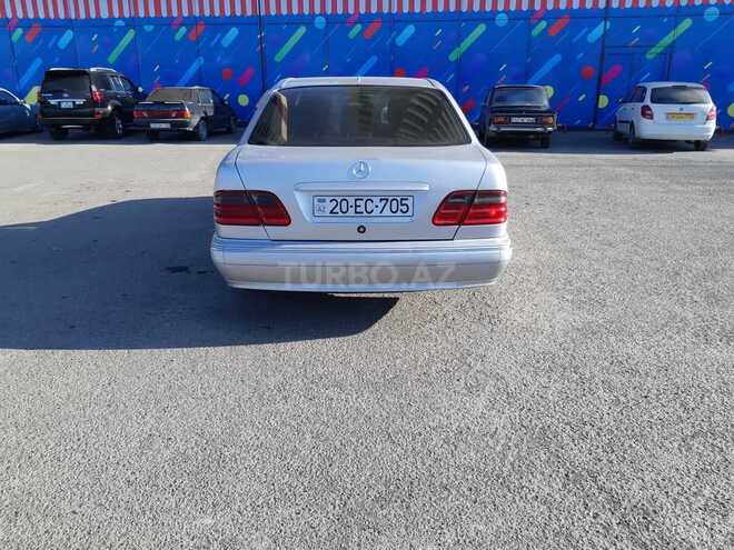 Mercedes E 280 2000, 181,000 km - 2.8 l - Gəncə