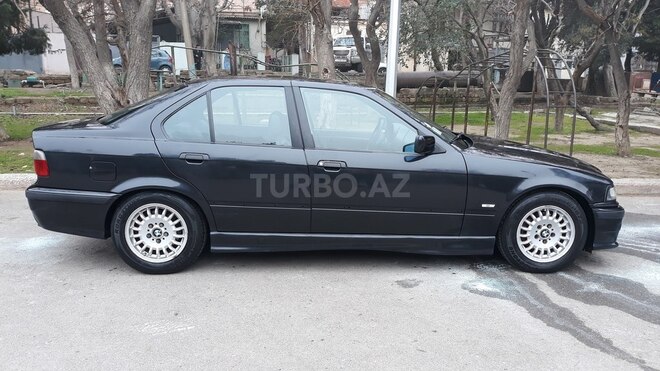 BMW 320 1998, 270,000 km - 2.0 l - Bakı