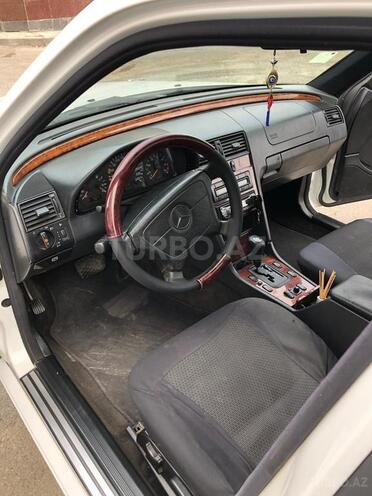 Mercedes C 200 1997, 244,500 km - 2.0 l - Bakı