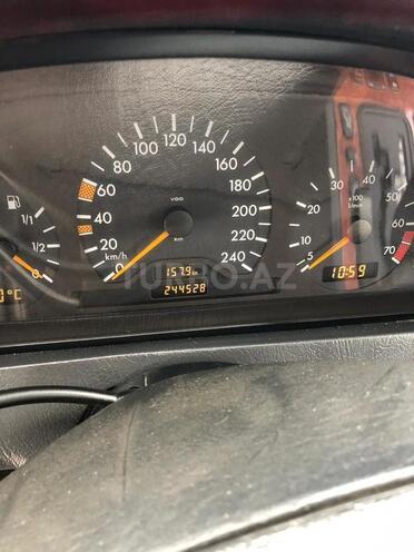Mercedes C 200 1997, 244,500 km - 2.0 l - Bakı