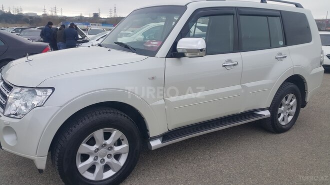 Mitsubishi Pajero 2011, 127,000 km - 3.5 l - Bakı