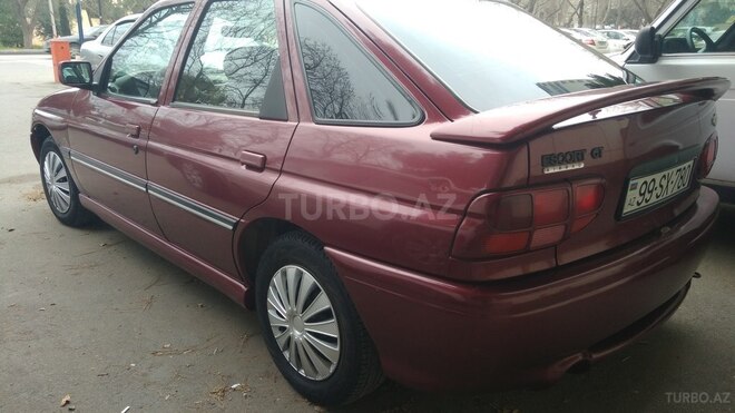 Ford Escort 1994, 125,225 km - 1.8 l - Bakı
