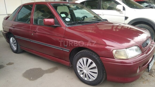 Ford Escort 1994, 125,225 km - 1.8 l - Bakı