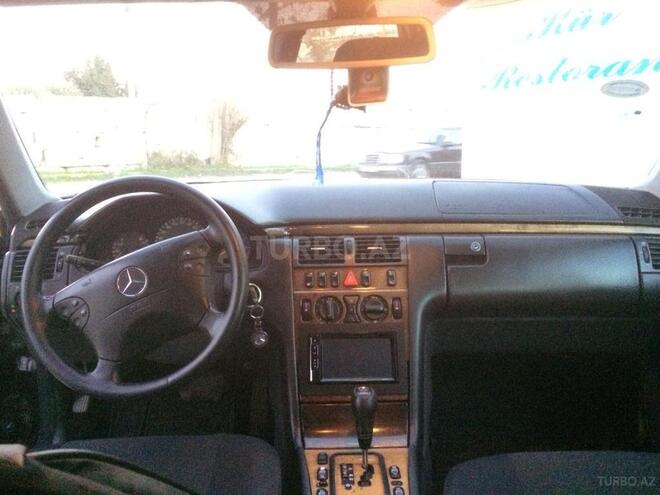 Mercedes E 250 2000, 237,000 km - 2.4 l - Bakı