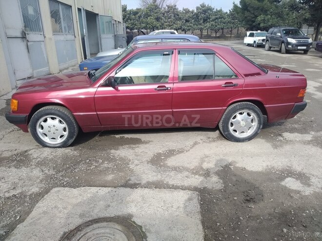 Mercedes 190 1990, 888,883 km - 1.8 l - Bərdə