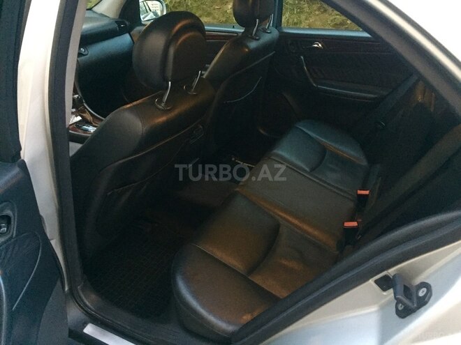 Mercedes C 320 2000, 338,000 km - 3.2 l - Bakı