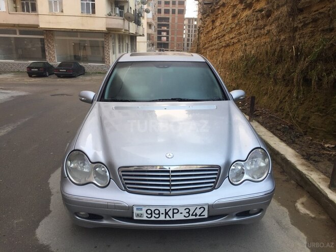Mercedes C 320 2000, 338,000 km - 3.2 l - Bakı