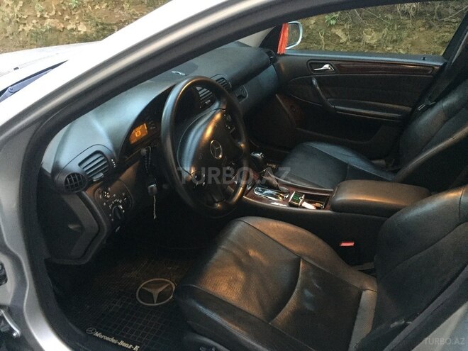 Mercedes C 320 2000, 338,000 km - 3.2 l - Bakı