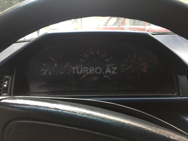 Mercedes E 200 1995, 345,000 km - 2.0 л - Bakı