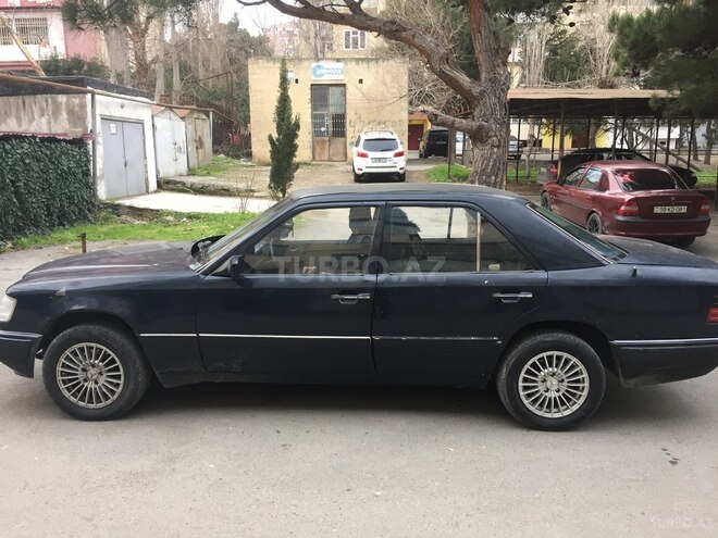 Mercedes E 200 1995, 345,000 km - 2.0 л - Bakı