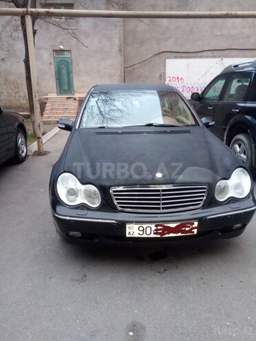 Mercedes C 320 2001, 285,000 km - 3.2 l - Bakı