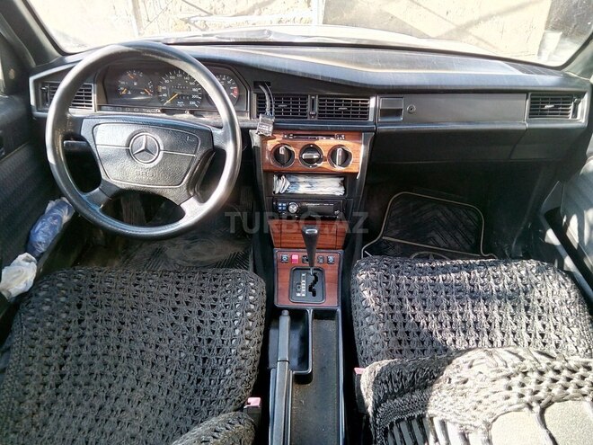 Mercedes 190 1993, 268,000 km - 2.0 л - Bakı